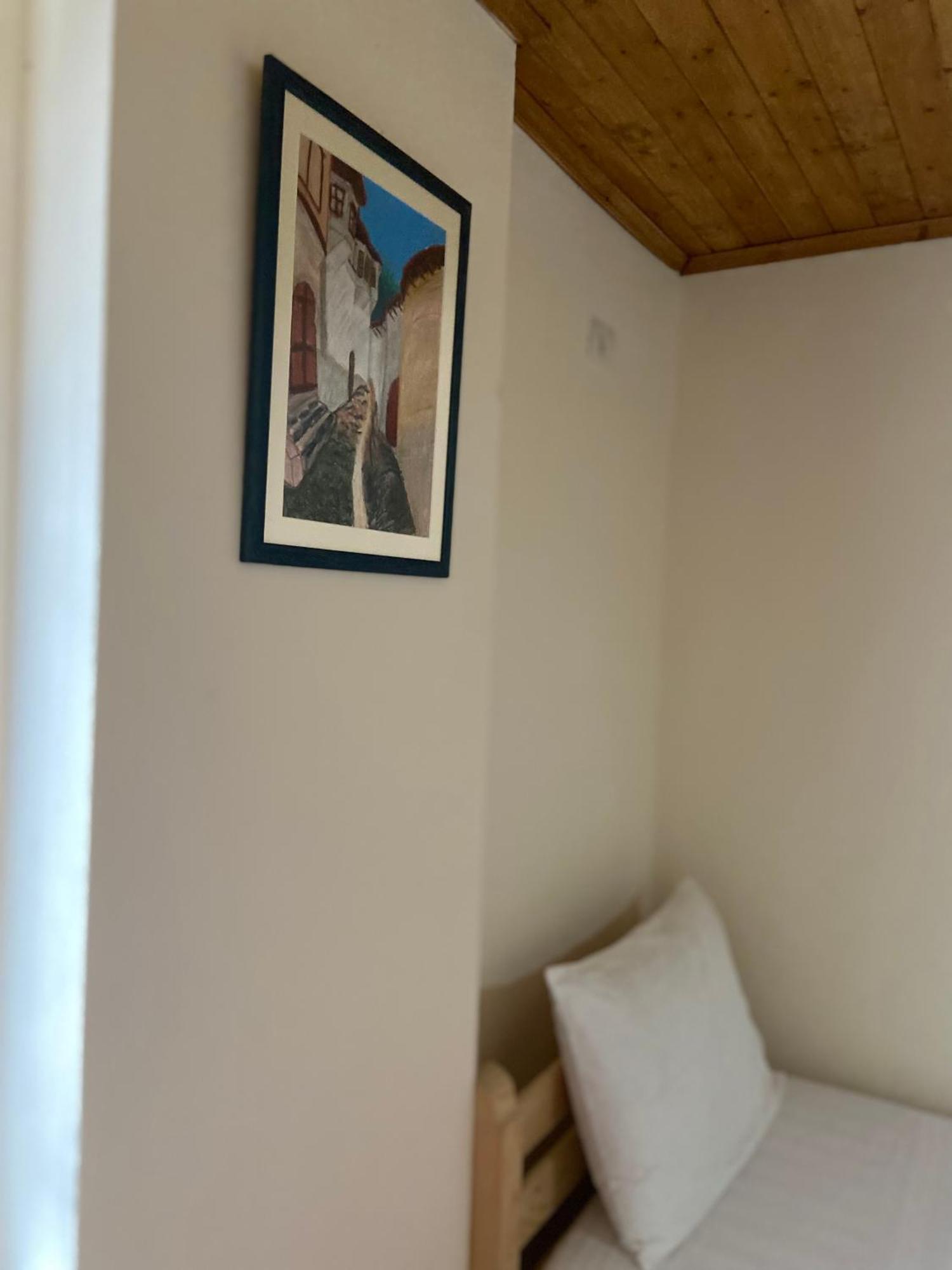 בראט Teo'S Guest House מראה חיצוני תמונה